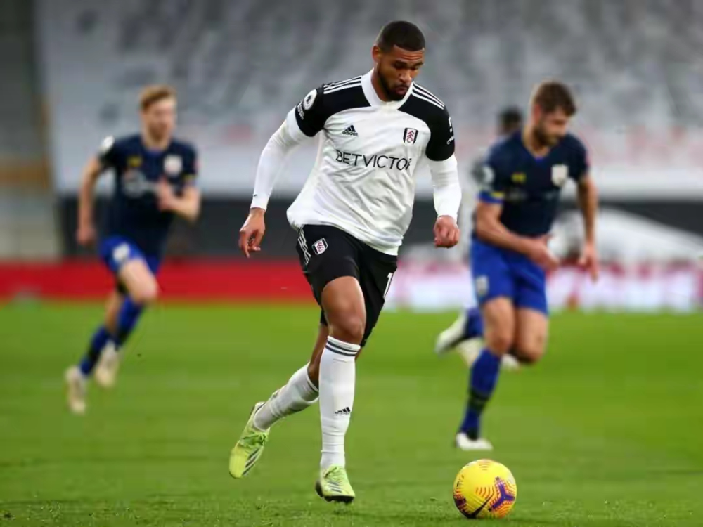 九游体育中国官网-关于波尔图内部会议纪要流出：集结日外线爆发，欧联使命明确，阵容厚度经受考验的信息