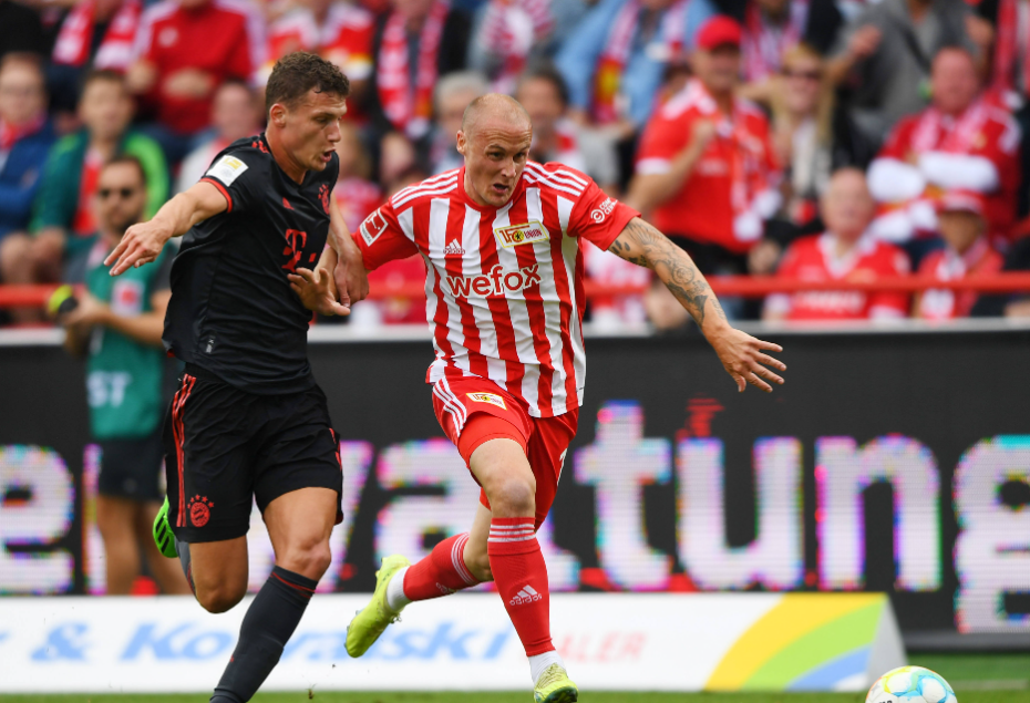 门兴格拉德巴赫训练开放日，今晨外线爆发引欢呼，欧冠在即，轮换策略成焦点的简单介绍