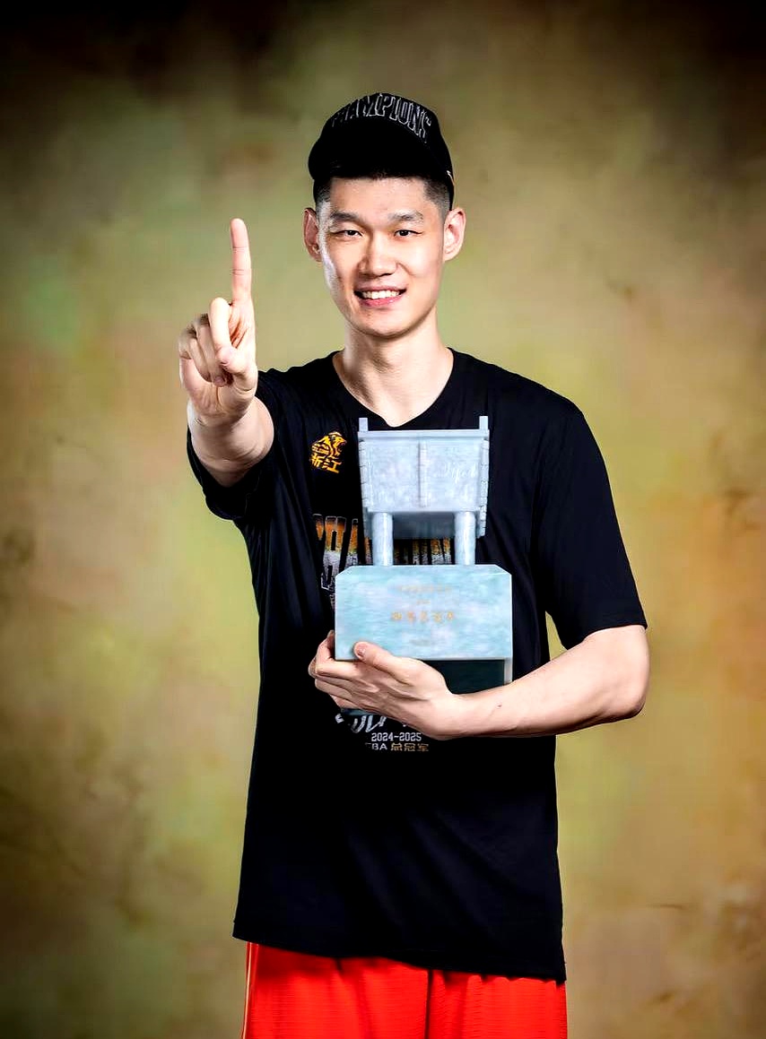 里程碑夜！广厦男篮回应争议；NBA季后赛加时末段刷纪录；话题不断；纪律约束更严格的简单介绍