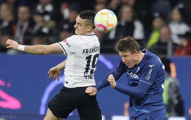 包含里程碑夜法兰克福内部沟通；意甲冲刺阶段刷纪录；信心回归；数据趋势出现新变化的词条